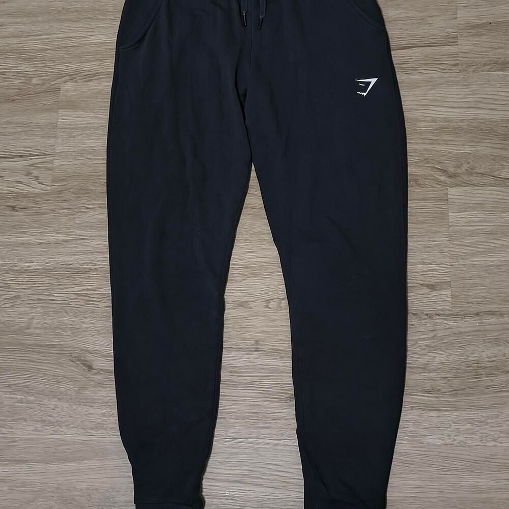 Gymshark Joggers – Size S (Black)